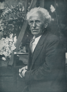 716621 Portret van vermoedelijk Hendrik van Soest, pensionbewoner (in de Groenesteeg?) in Wijk C te Utrecht.